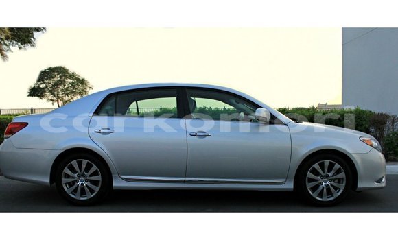 Buy Import Toyota Avalon Other Car in Import - Dubai in Great Comore Buy Import Toyota Avalon Other Car in Import - Dubai in Great Comore