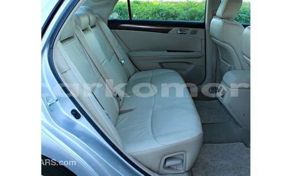 Buy Import Toyota Avalon Other Car in Import - Dubai in Great Comore Buy Import Toyota Avalon Other Car in Import - Dubai in Great Comore