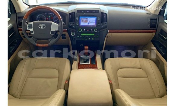 Buy Import Toyota Land Cruiser Other Car in Import - Dubai in Great Comore Buy Import Toyota Land Cruiser Other Car in Import - Dubai in Great Comore