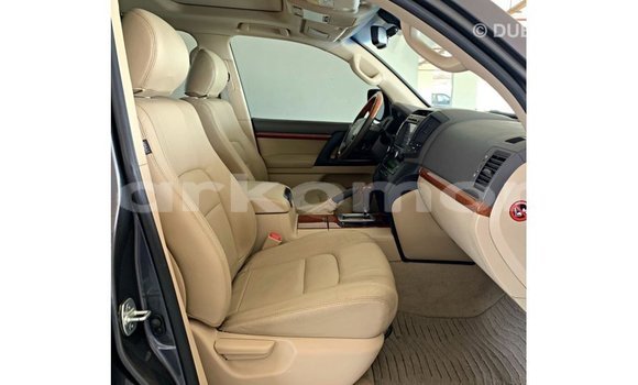 Buy Import Toyota Land Cruiser Other Car in Import - Dubai in Great Comore Buy Import Toyota Land Cruiser Other Car in Import - Dubai in Great Comore