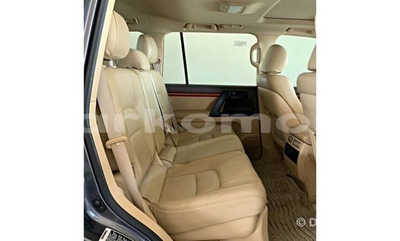 Buy Import Toyota Land Cruiser Other Car in Import - Dubai in Great Comore Buy Import Toyota Land Cruiser Other Car in Import - Dubai in Great Comore
