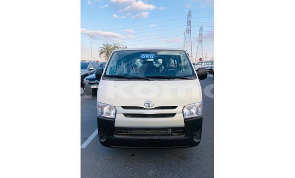 Buy Import Toyota Hiace White Car in Import - Dubai in Great Comore Buy Import Toyota Hiace White Car in Import - Dubai in Great Comore