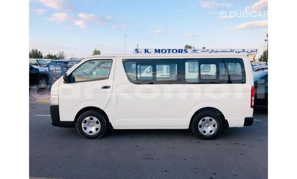 Buy Import Toyota Hiace White Car in Import - Dubai in Great Comore Buy Import Toyota Hiace White Car in Import - Dubai in Great Comore
