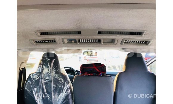 Buy Import Toyota Hiace White Car in Import - Dubai in Great Comore Buy Import Toyota Hiace White Car in Import - Dubai in Great Comore