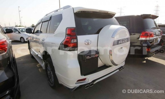 Acheter Import Voiture Toyota Prado Blanc à Import - Dubai, Grande Comore Acheter Import Voiture Toyota Prado Blanc à Import - Dubai, Grande Comore