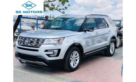 Acheter Import Voiture Ford Explorer Autre à Import - Dubai, Grande Comore