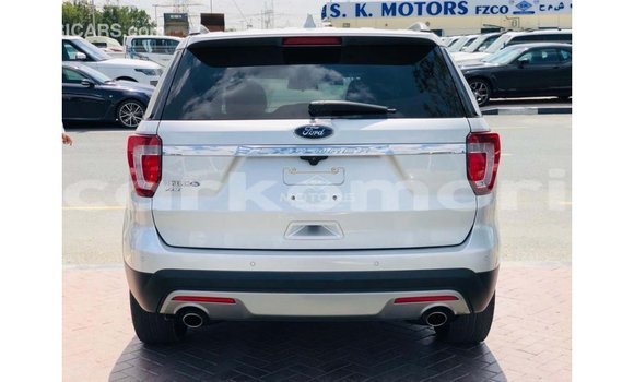 Acheter Import Voiture Ford Explorer Autre à Import - Dubai, Grande Comore Acheter Import Voiture Ford Explorer Autre à Import - Dubai, Grande Comore