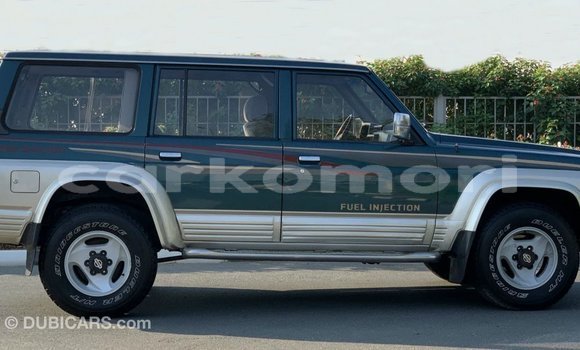 Buy Import Nissan Patrol Blue Car in Import - Dubai in Great Comore Buy Import Nissan Patrol Blue Car in Import - Dubai in Great Comore