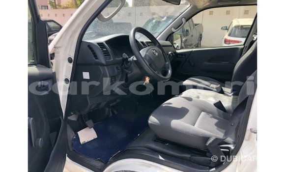 Buy Import Toyota Hiace White Car in Import - Dubai in Great Comore Buy Import Toyota Hiace White Car in Import - Dubai in Great Comore