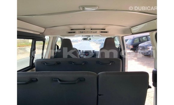 Buy Import Toyota Hiace White Car in Import - Dubai in Great Comore Buy Import Toyota Hiace White Car in Import - Dubai in Great Comore