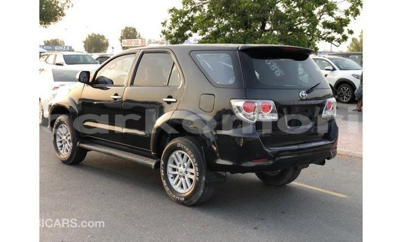 Buy Import Toyota Fortuner Black Car in Import - Dubai in Great Comore Buy Import Toyota Fortuner Black Car in Import - Dubai in Great Comore