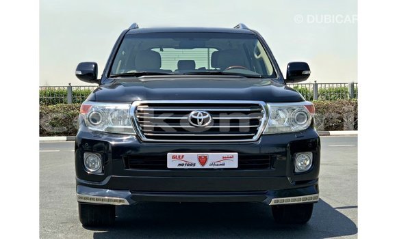 Buy Import Toyota Land Cruiser Black Car in Import - Dubai in Great Comore Buy Import Toyota Land Cruiser Black Car in Import - Dubai in Great Comore