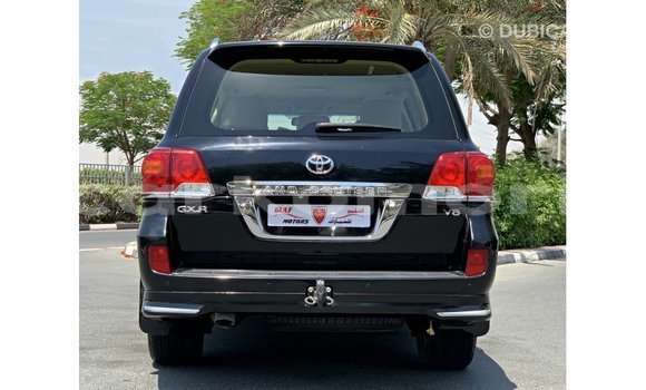 Buy Import Toyota Land Cruiser Black Car in Import - Dubai in Great Comore Buy Import Toyota Land Cruiser Black Car in Import - Dubai in Great Comore