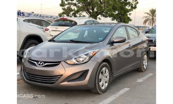 Acheter Import Voiture Hyundai Elantra Marron à Import - Dubai, Grande Comore Acheter Import Voiture Hyundai Elantra Marron à Import - Dubai, Grande Comore