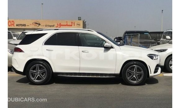 Buy Import Mercedes-Benz GLE White Car in Import - Dubai in Great Comore Buy Import Mercedes-Benz GLE White Car in Import - Dubai in Great Comore