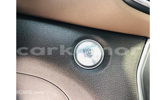 Acheter Import Voiture Hyundai Santa Fe Vert à Import - Dubai, Grande Comore Acheter Import Voiture Hyundai Santa Fe Vert à Import - Dubai, Grande Comore