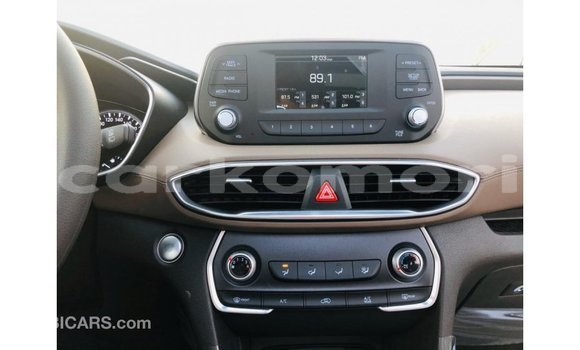 Acheter Import Voiture Hyundai Santa Fe Blanc à Import - Dubai, Grande Comore Acheter Import Voiture Hyundai Santa Fe Blanc à Import - Dubai, Grande Comore