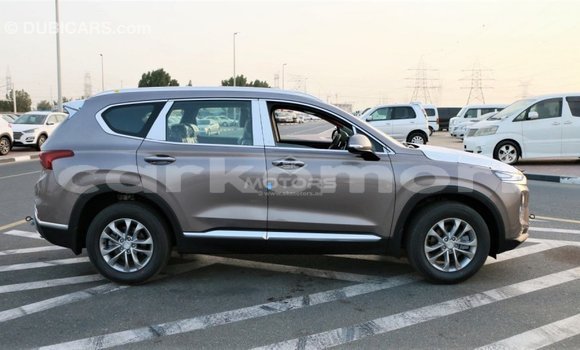 Acheter Import Voiture Hyundai Santa Fe Marron à Import - Dubai, Grande Comore Acheter Import Voiture Hyundai Santa Fe Marron à Import - Dubai, Grande Comore