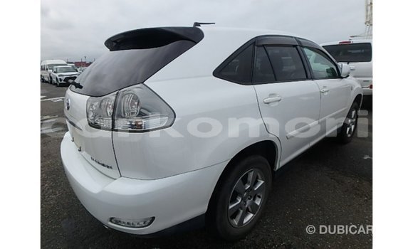 Acheter Import Voiture Toyota Harrier Blanc à Import - Dubai, Grande Comore Acheter Import Voiture Toyota Harrier Blanc à Import - Dubai, Grande Comore