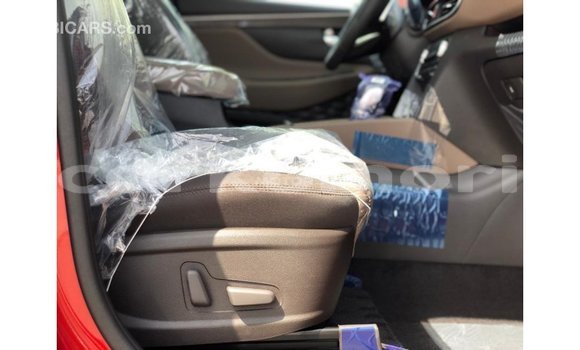 Acheter Import Voiture Hyundai Santa Fe Rouge à Import - Dubai, Grande Comore Acheter Import Voiture Hyundai Santa Fe Rouge à Import - Dubai, Grande Comore