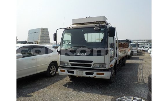 Acheter Import Utilitaire Isuzu FTR 850 Blanc à Import - Dubai, Grande Comore Acheter Import Utilitaire Isuzu FTR 850 Blanc à Import - Dubai, Grande Comore