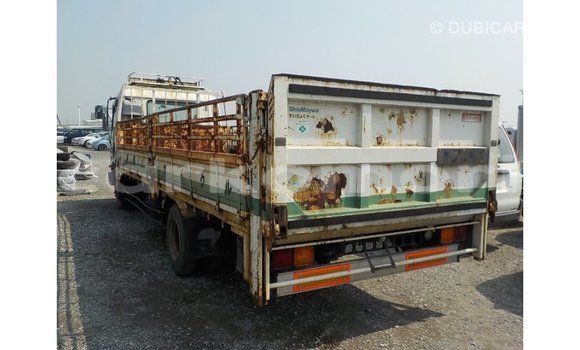 Acheter Import Utilitaire Isuzu FTR 850 Blanc à Import - Dubai, Grande Comore Acheter Import Utilitaire Isuzu FTR 850 Blanc à Import - Dubai, Grande Comore