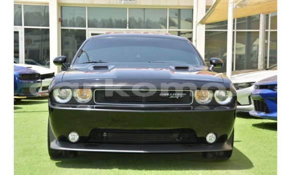 Acheter Import Voiture Dodge Challenger Noir à Import - Dubai, Grande Comore