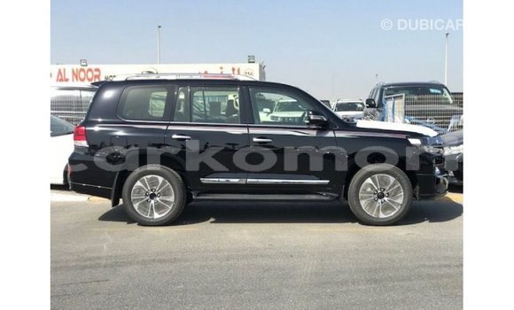 Buy Import Toyota Land Cruiser Black Car in Import - Dubai in Great Comore Buy Import Toyota Land Cruiser Black Car in Import - Dubai in Great Comore