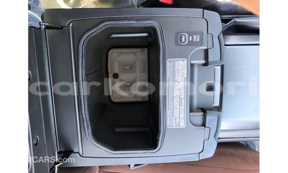 Buy Import Toyota Land Cruiser Black Car in Import - Dubai in Great Comore Buy Import Toyota Land Cruiser Black Car in Import - Dubai in Great Comore
