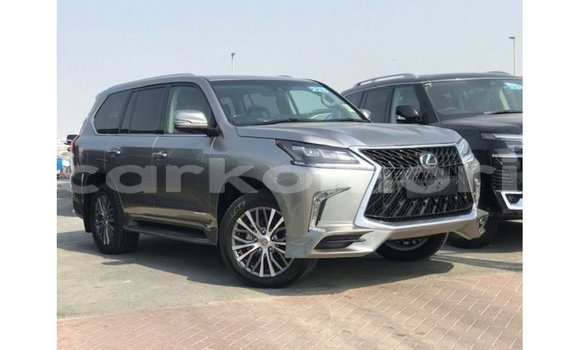 Acheter Import Voiture Lexus LX Autre à Import - Dubai, Grande Comore