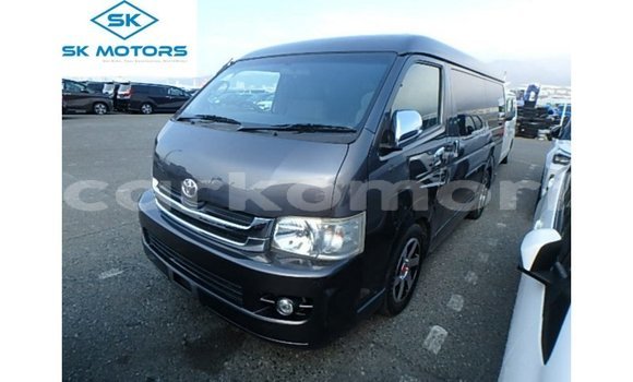 Acheter Import Voiture Toyota Hiace Autre à Import - Dubai, Grande Comore