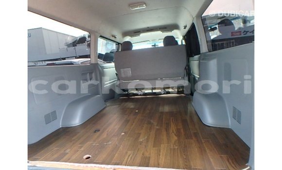 Acheter Import Voiture Toyota Hiace Autre à Import - Dubai, Grande Comore Acheter Import Voiture Toyota Hiace Autre à Import - Dubai, Grande Comore