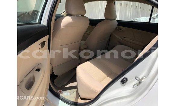 Buy Import Toyota Yaris White Car in Import - Dubai in Great Comore Buy Import Toyota Yaris White Car in Import - Dubai in Great Comore