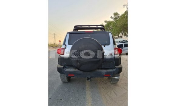 Acheter Import Voiture Toyota FJ Cruiser Autre à Import - Dubai, Grande Comore Acheter Import Voiture Toyota FJ Cruiser Autre à Import - Dubai, Grande Comore