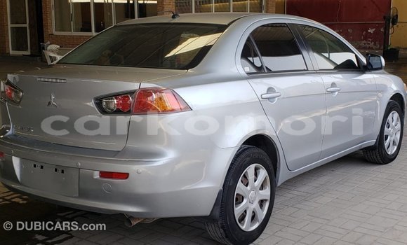 Acheter Import Voiture Mitsubishi Lancer Autre à Import - Dubai, Grande Comore Acheter Import Voiture Mitsubishi Lancer Autre à Import - Dubai, Grande Comore