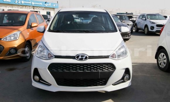 Acheter Import Voiture Hyundai i10 Blanc à Import - Dubai, Grande Comore Acheter Import Voiture Hyundai i10 Blanc à Import - Dubai, Grande Comore