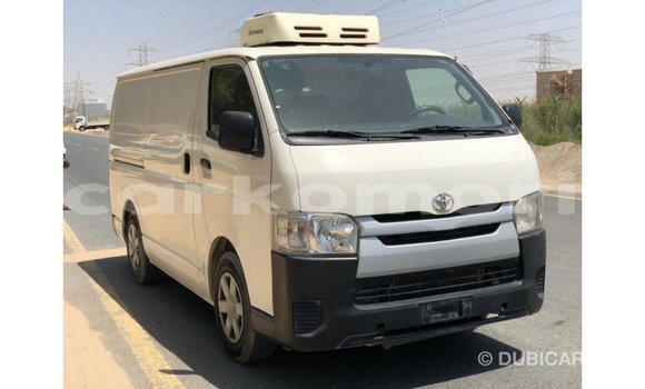 Buy Import Toyota Hiace White Car in Import - Dubai in Great Comore Buy Import Toyota Hiace White Car in Import - Dubai in Great Comore