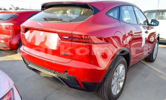 Acheter Import Voiture Jaguar E-Pace Rouge à Import - Dubai, Grande Comore Acheter Import Voiture Jaguar E-Pace Rouge à Import - Dubai, Grande Comore