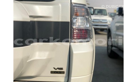 Buy Import Mitsubishi Pajero Black Car in Import - Dubai in Great Comore Buy Import Mitsubishi Pajero Black Car in Import - Dubai in Great Comore