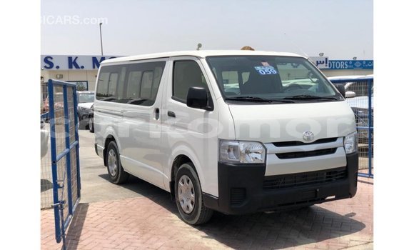 Buy Import Toyota Hiace White Car in Import - Dubai in Great Comore Buy Import Toyota Hiace White Car in Import - Dubai in Great Comore