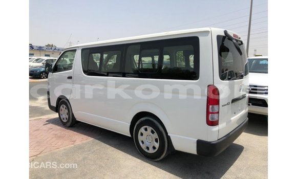 Buy Import Toyota Hiace White Car in Import - Dubai in Great Comore Buy Import Toyota Hiace White Car in Import - Dubai in Great Comore