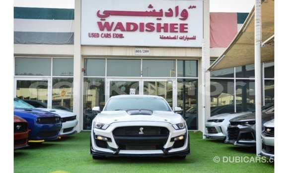 Buy Import Ford Mustang White Car in Import - Dubai in Great Comore Buy Import Ford Mustang White Car in Import - Dubai in Great Comore
