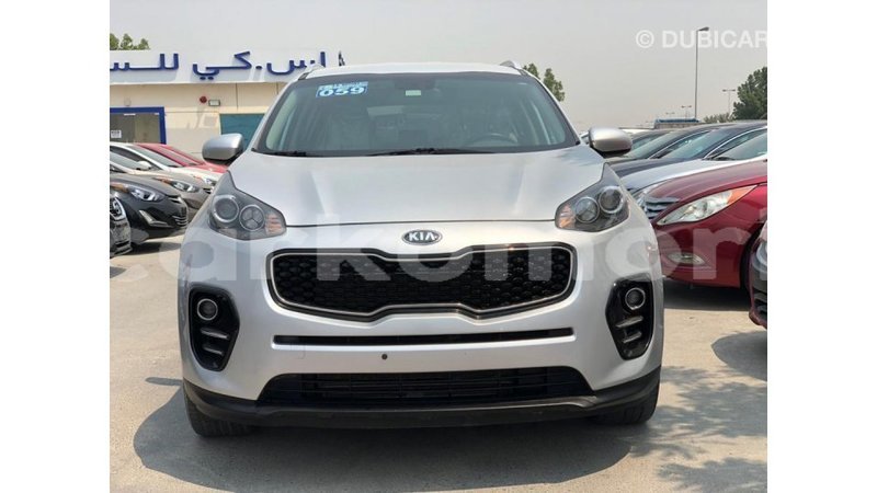 Big with watermark kia sportage great comore import dubai 3757