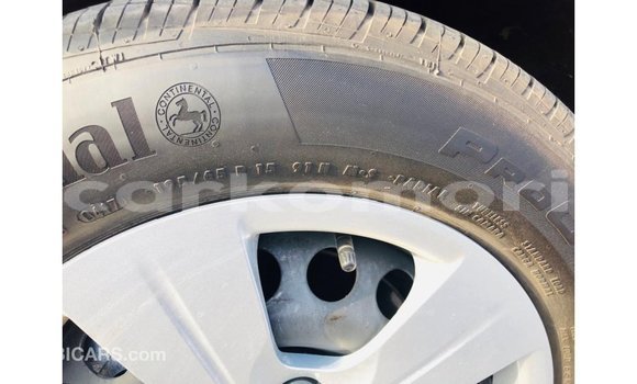 Acheter Import Voiture Chevrolet Cruze Rouge à Import - Dubai, Grande Comore Acheter Import Voiture Chevrolet Cruze Rouge à Import - Dubai, Grande Comore