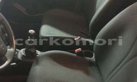 Buy Used Audi Cabriolet White Car in Mirontsi in Anjouan Buy Used Audi Cabriolet White Car in Mirontsi in Anjouan