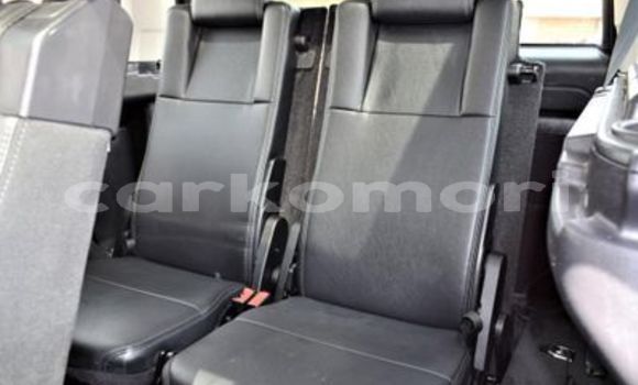 Buy Used Land Rover Discovery Other Car in Moutsamoudou in Ndzuwani Buy Used Land Rover Discovery Other Car in Moutsamoudou in Ndzuwani