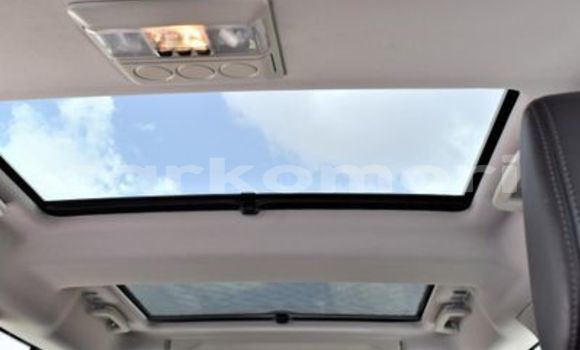 Buy Used Land Rover Discovery Other Car in Moutsamoudou in Ndzuwani Buy Used Land Rover Discovery Other Car in Moutsamoudou in Ndzuwani