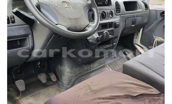 Buy Used Mercedes‒Benz Sprinter White Truck in Mitsamiouli in Njazidja Buy Used Mercedes‒Benz Sprinter White Truck in Mitsamiouli in Njazidja