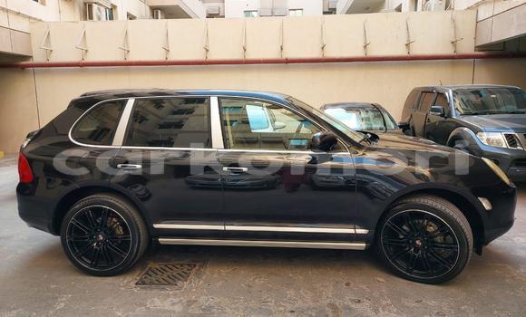 Buy Used Porsche Cayenne Black Car in Import - Dubai in Great Comore Buy Used Porsche Cayenne Black Car in Import - Dubai in Great Comore