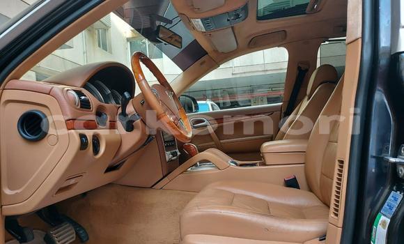 Buy Used Porsche Cayenne Black Car in Import - Dubai in Great Comore Buy Used Porsche Cayenne Black Car in Import - Dubai in Great Comore